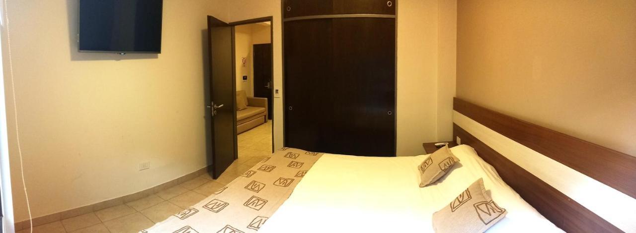 Urquiza Suites ซัลตา ภายนอก รูปภาพ