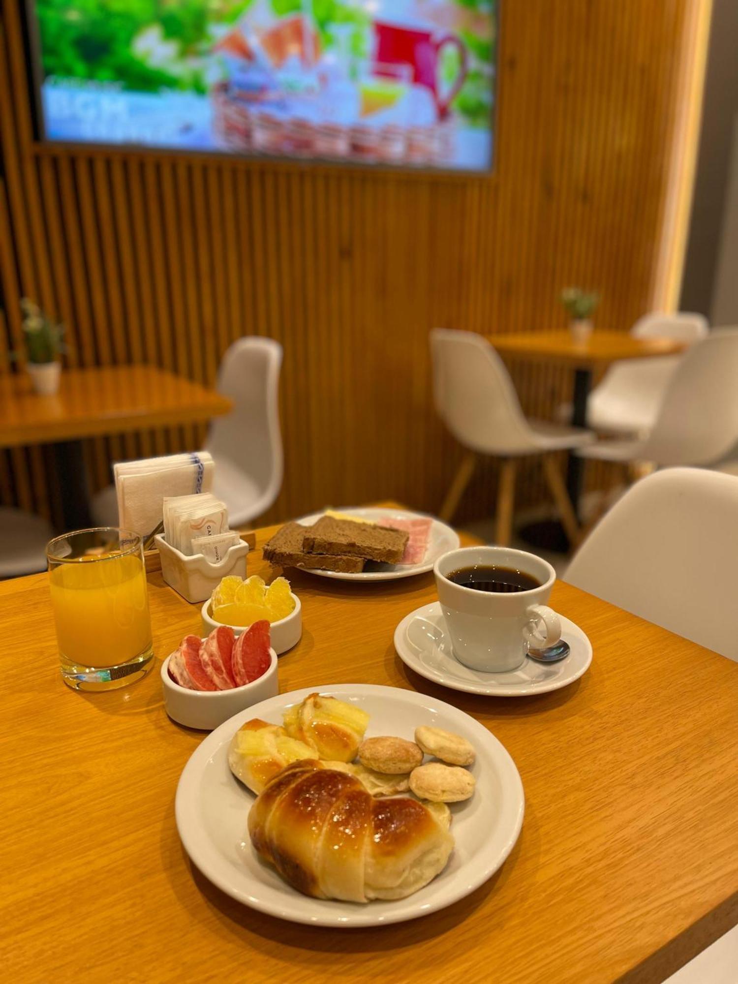 Urquiza Suites ซัลตา ภายนอก รูปภาพ